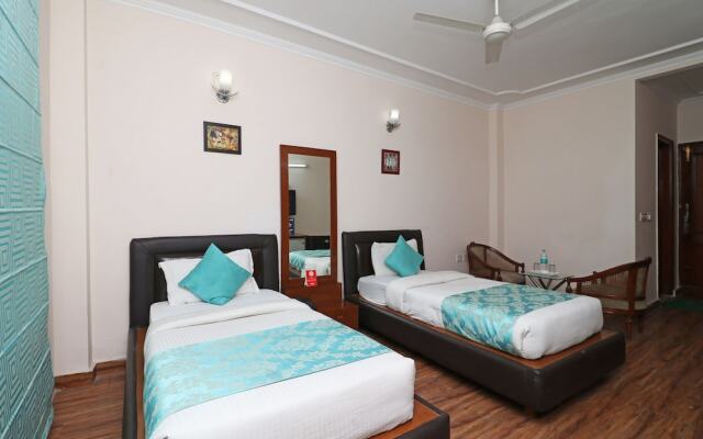 OYO 10585 Hotel Shubhdeep Aashiyana 2