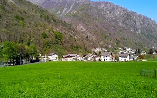 "villetta con Giardino e Panorama Incantevole"