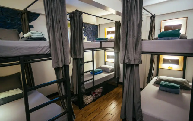 Outpost Beach Hostel