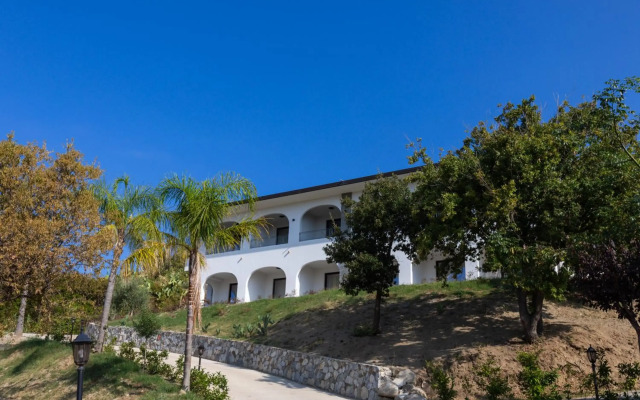 Residence Luzia by Marinella