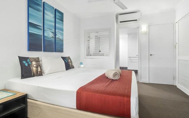 Palm Cove Get a Way