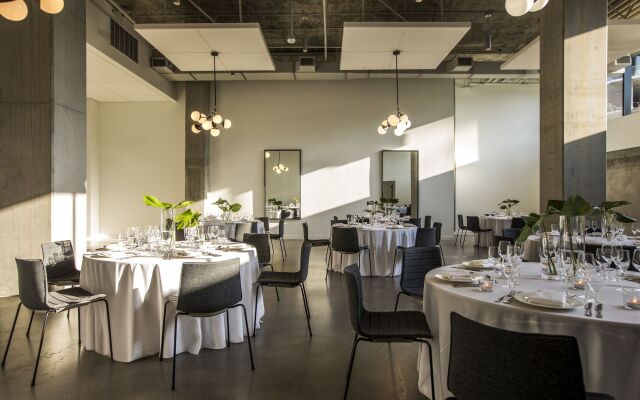 Kimpton Everly Hotel Hollywood by IHG