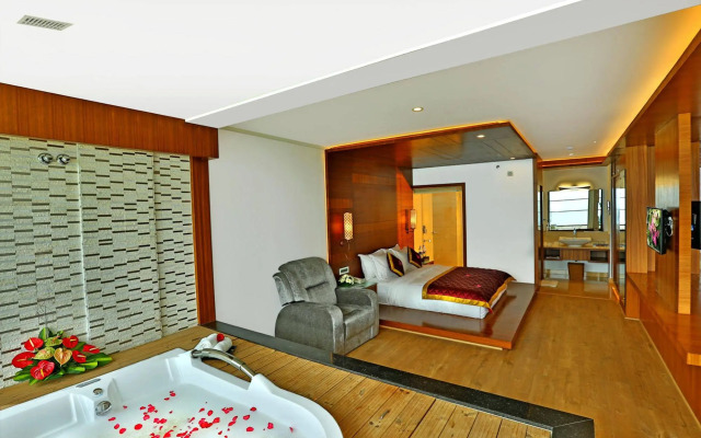 Plum Judy - The Leisure Hotel