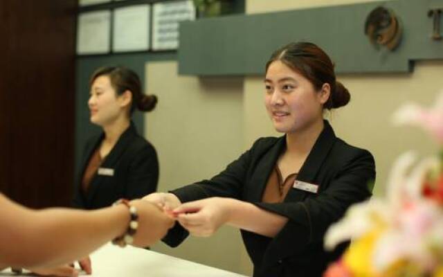 Totem Impression Hotel Wuhou Branch