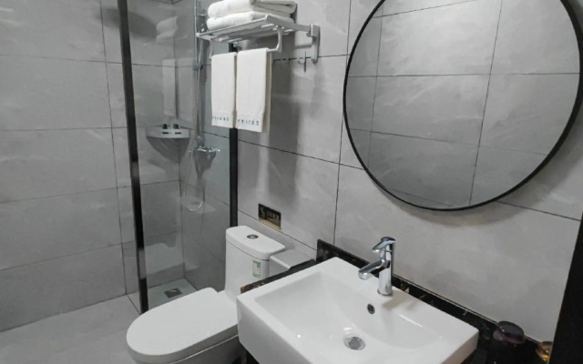 Fangcheng Zhongxuan Element Hotel