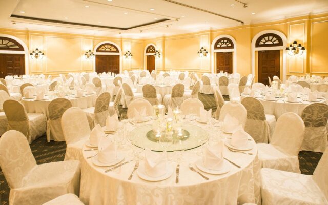 Avani Hai Phong Harbour View Hotel