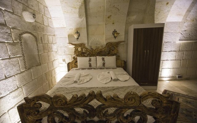 Spelunca Cave Hotel