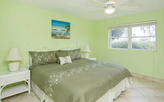 Silver Sands Condominiums