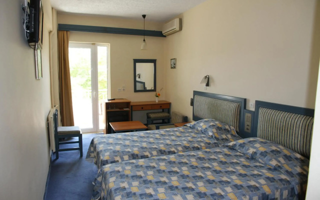 Astron Hotel