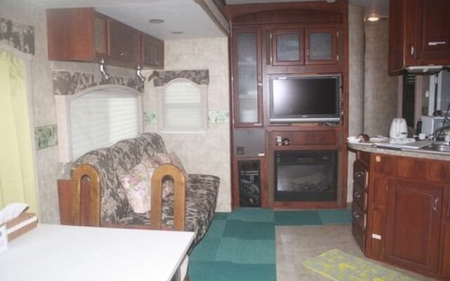 Cottage Blue Kabira