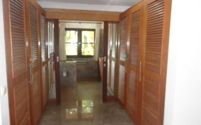 Villa Kamar Madu
