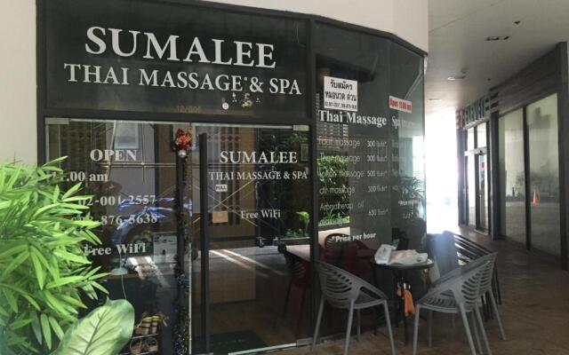 Cozy Studio Walk to BTS Free Wi-Fi Great Location