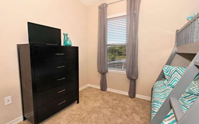 Townhome with Pool at Solterra