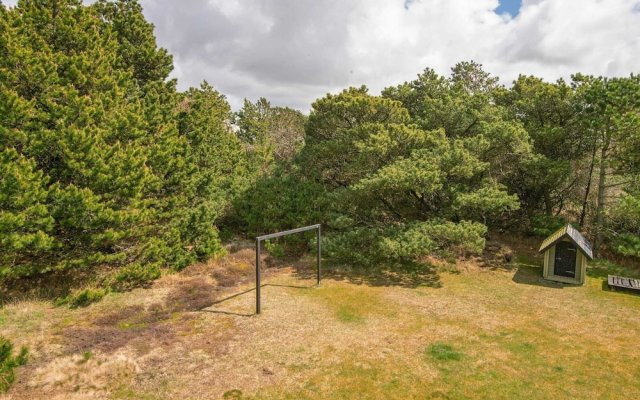 Garden View Holiday Home in Jutland near Sea