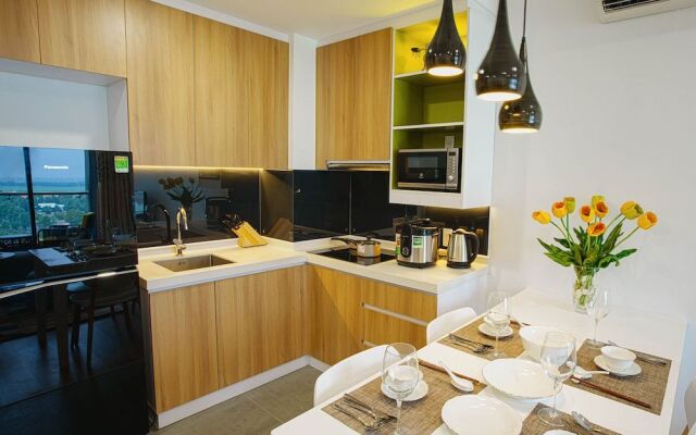 Republic Plaza Serviced Apartment