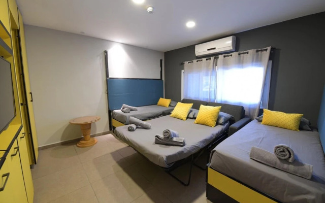 Amdar Hotel & Hostel