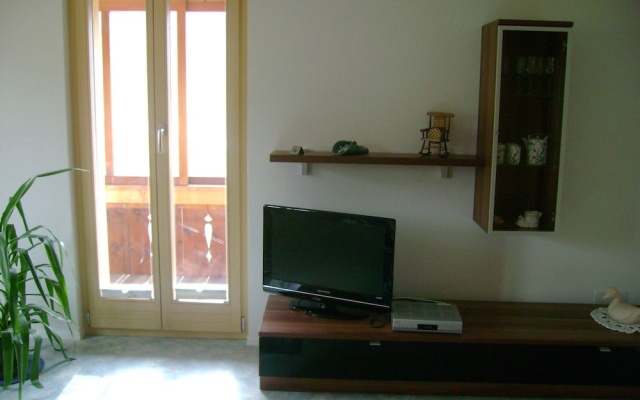 Cosy Ground Floor Apartment With Privat Terrace and Great Views – Guest Rooms – Reichenbach im Kandertal