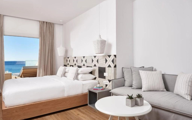 Kosmoplaz Beach Hotel