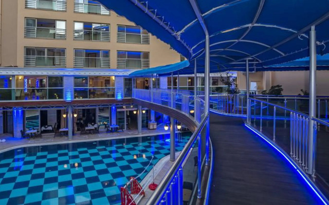 Taç Premier Hotel & Spa