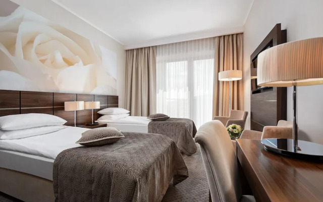 Hotel Różany Gaj - Destigo Hotels