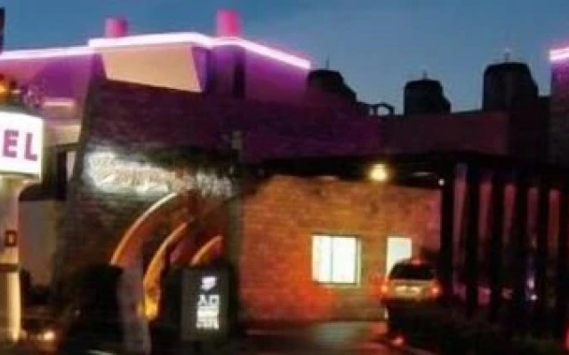 Romantic Code Motel