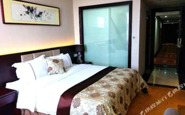 Phoenix Lake International Hotel