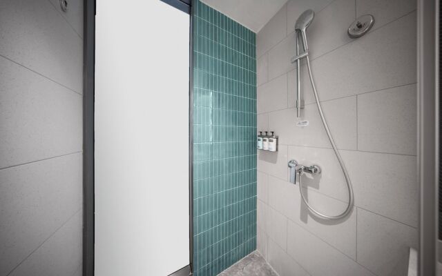 Holiday Inn Express Shanghai Hongqiao Linkong by IHG