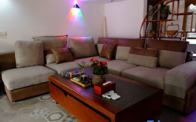 Xianju County, this evening, Hexi Inn