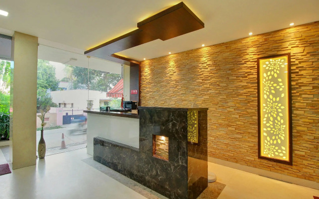 OYO 14406 Hotel Subashree