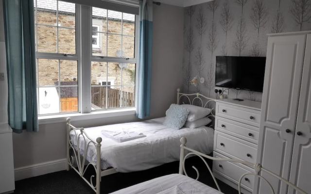 OYO Elnor Guest House