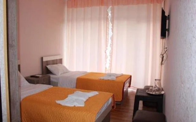 Rest House Orioni