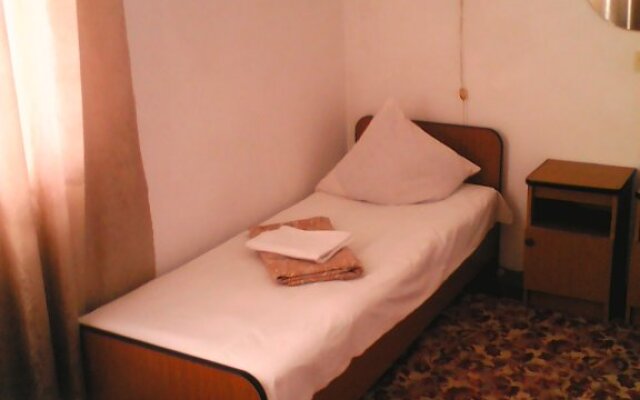 Elling Delfin Guest House