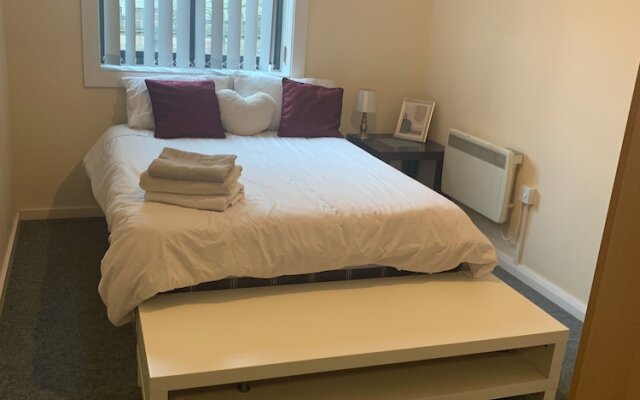 Luxury Stay With Sauna, Gym, and Pool in Leicester