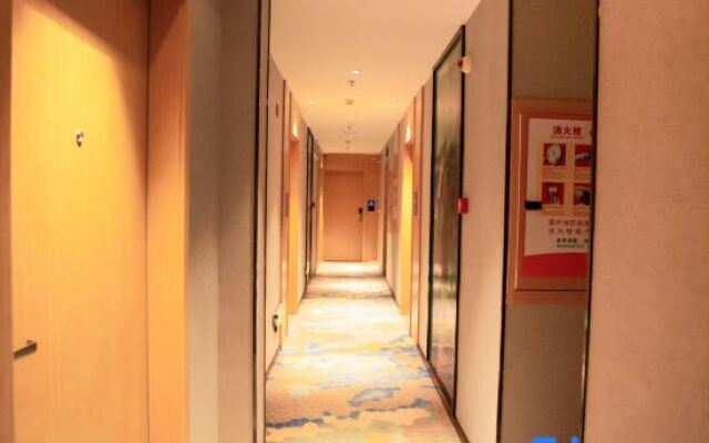 Yeste Hotel (Baise Zhuzhou Bridge No. 5 Middle School)