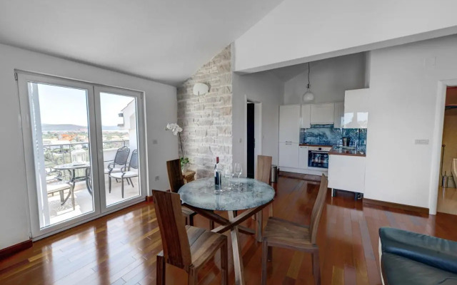 Family friendly apartments with a swimming pool Murter - 16655