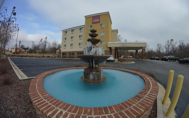 Comfort Suites Huntsville MidCity District at Research Park