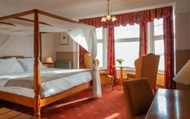 Porth Avallen Hotel