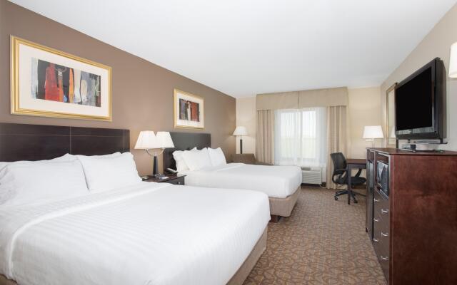 Holiday Inn Express Hotel & Suites Concordia, an IHG Hotel