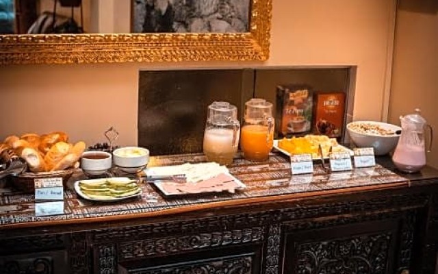 Hostal Villa San Blas
