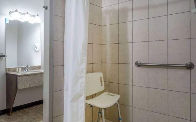 Alberta Inn And Suites