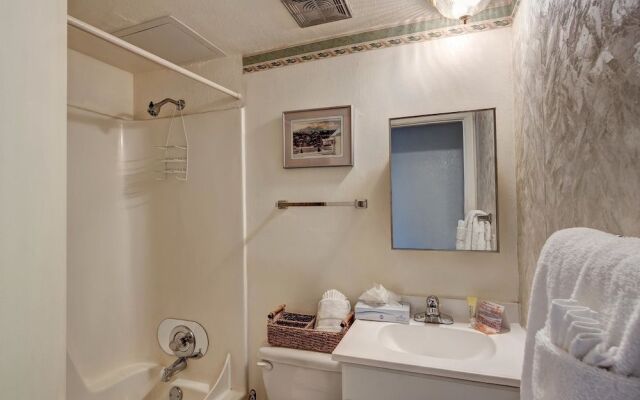 Breckenridge Alpine 203 Condo close to lift by RedAwning