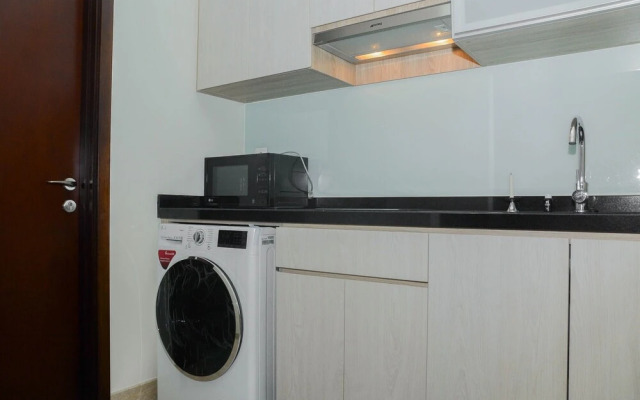 Modern and Functional 2BR Menteng Park Apartment By Travelio