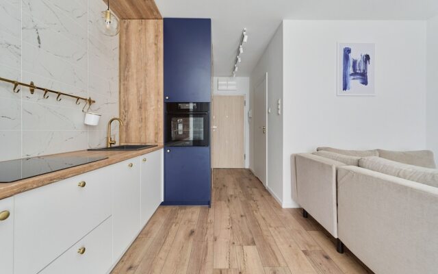 Riverside Studio by Renters