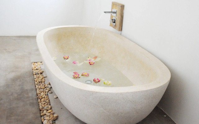 Chez Moi Suite and Spa