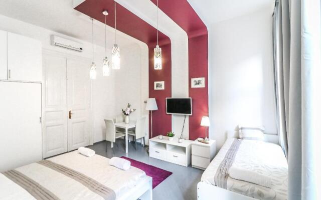 Real Apartments Hegedu
