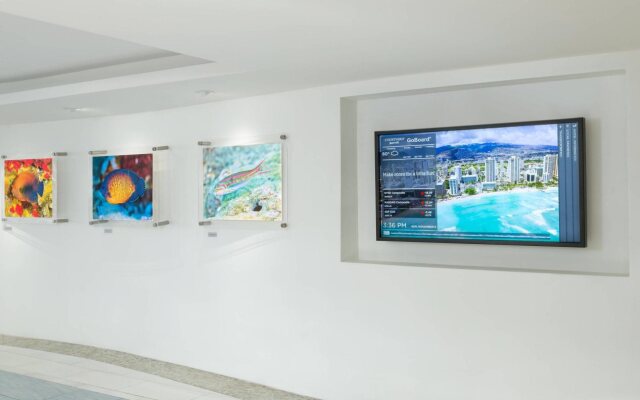 Courtyard by Marriott Waikiki Beach