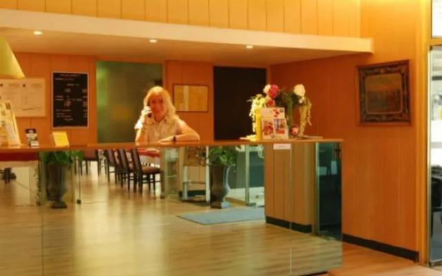 Inter-Hotel Des Dhuits