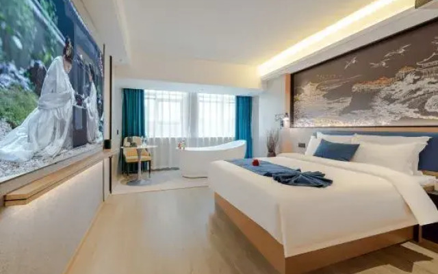 HEBE Xiyin Hotel (Lengshuijiang Riverside Park)