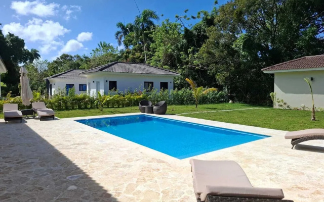 Luxury 5 Bedrooms Villa in Hispañola -sosua