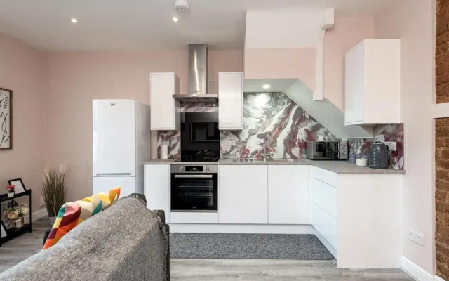 Huge 1-bed Apartment in Kent